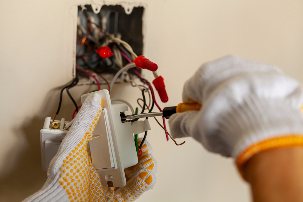 Common Electrical Problems in Older Alexandria Homes